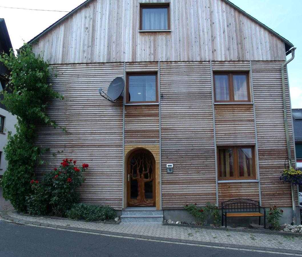 Langscheid  Ferienapartments Am Dorfplatz מראה חיצוני תמונה