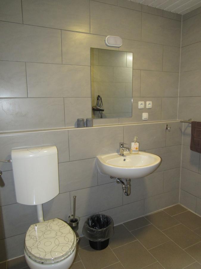 Langscheid  Ferienapartments Am Dorfplatz מראה חיצוני תמונה